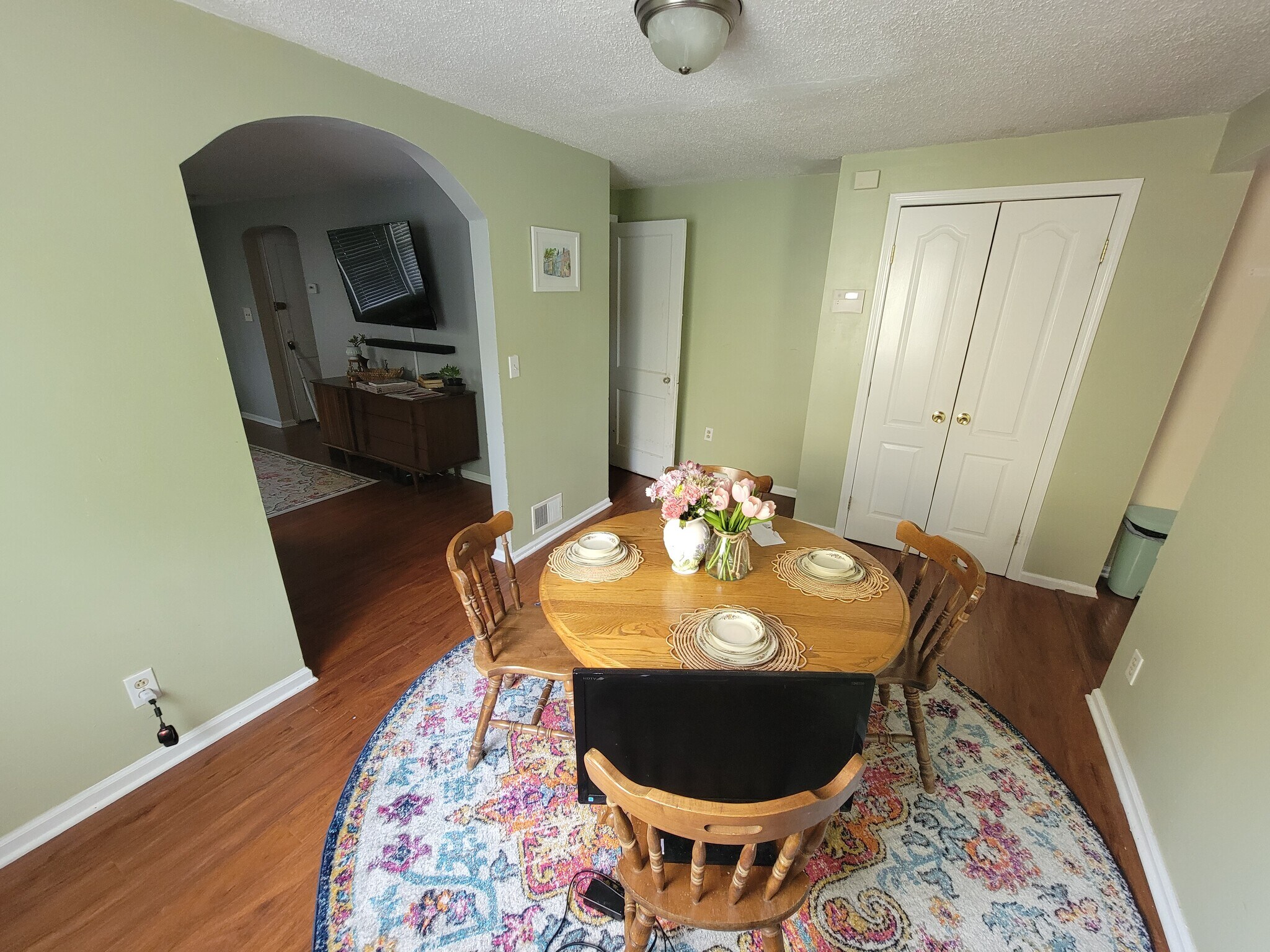 Building Photo - 450 Linden Ave