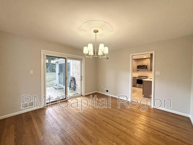 Building Photo - 7021 Whittier Blvd