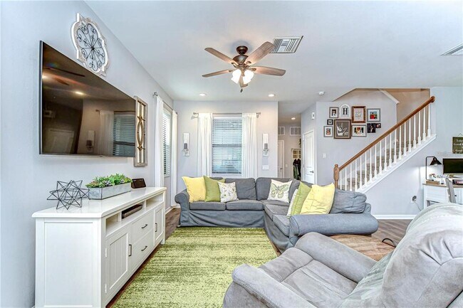 Building Photo - 5703 Colony Glen Rd