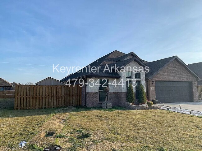 Building Photo - 530 Arkansas Black