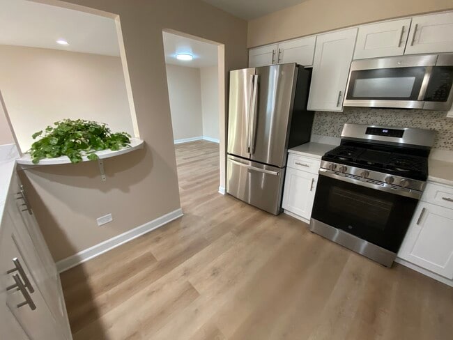 Building Photo - 17 Parkside Ct