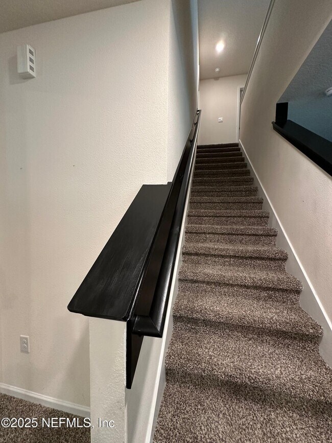 Building Photo - 2062 Garrison Wy