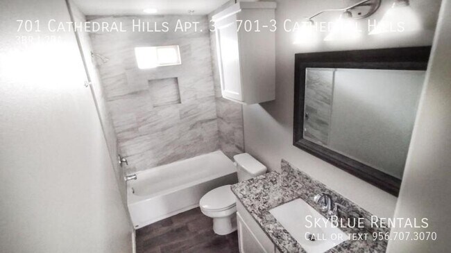 Building Photo - 701 Cathedral Hl