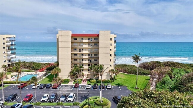 Building Photo - 7440 S Ocean Dr