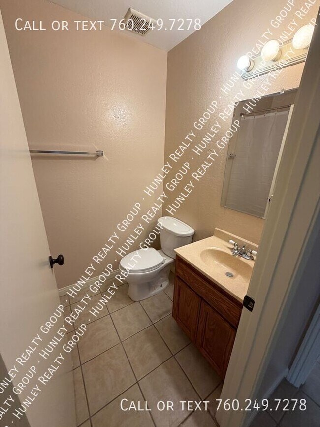 Building Photo - 15803 Rancherias Rd