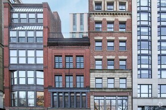 Building Photo - 140 Boylston St