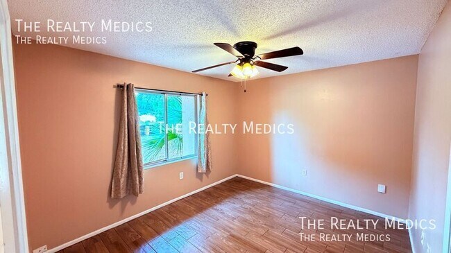 Building Photo - 12209 Coral Reef Dr