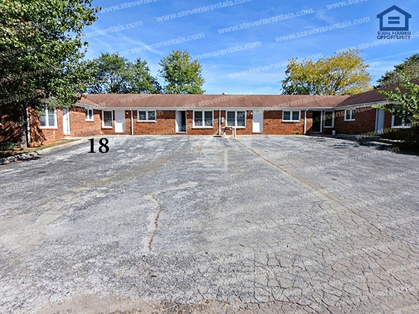 Primary Photo - 500 Skyline Dr