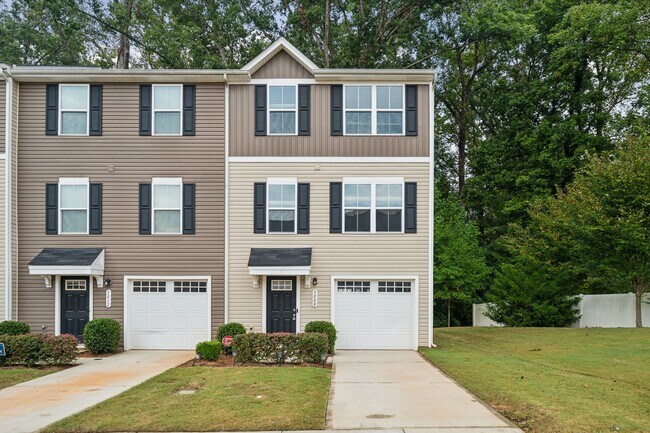 Primary Photo - 5008 Winding Jordan Ln