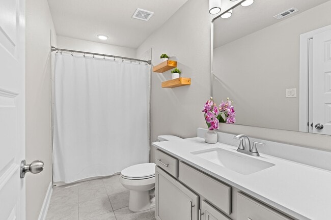 Building Photo - 141 Bronze Bow Dr