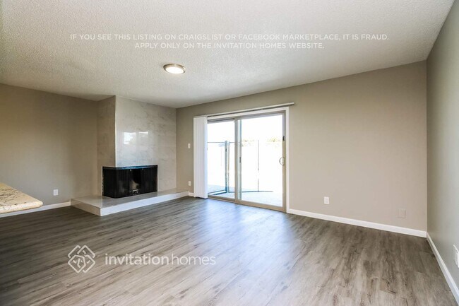 Building Photo - 14851 N 55th Ave