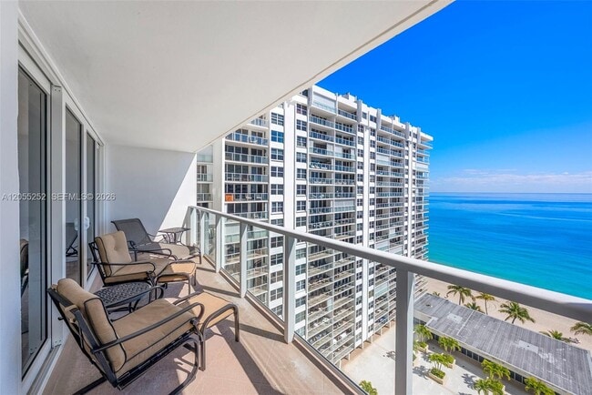 Building Photo - 4300 N Ocean Blvd