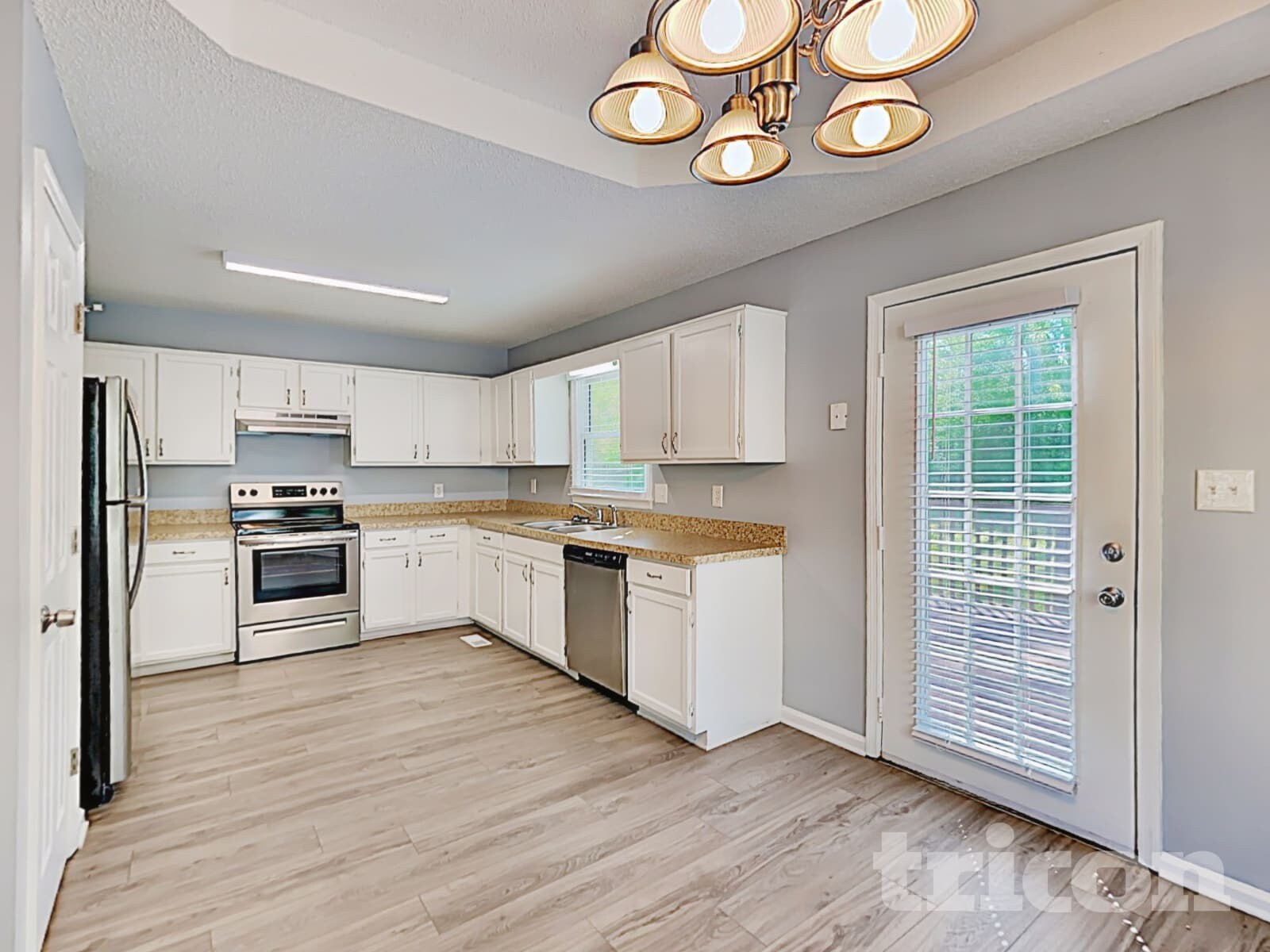Building Photo - 4860 Country Cove Way