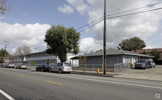 Building Photo - 27808-27854 Huntwood Ave