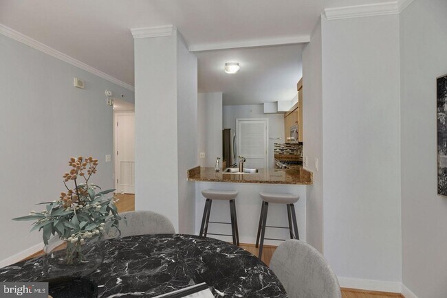 Building Photo - 616 E Street NW Unit 1020