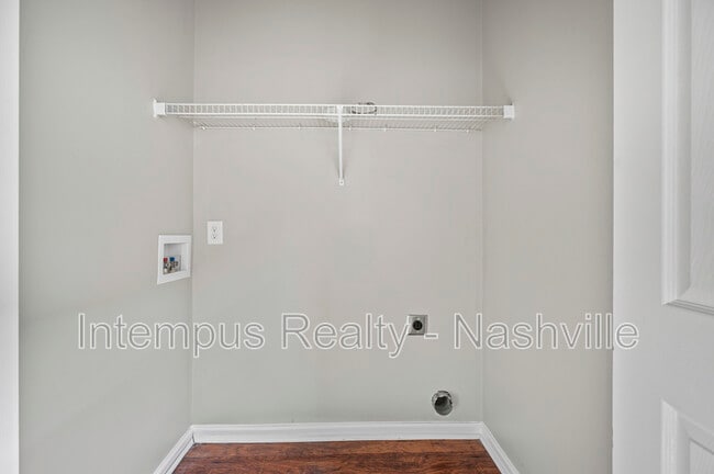 Building Photo - 8619 Altesse Way