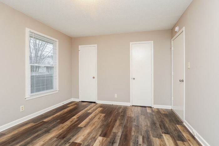 Building Photo - 490 Kellia Dr