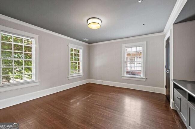 Building Photo - 1337 Briarcliff Rd NE