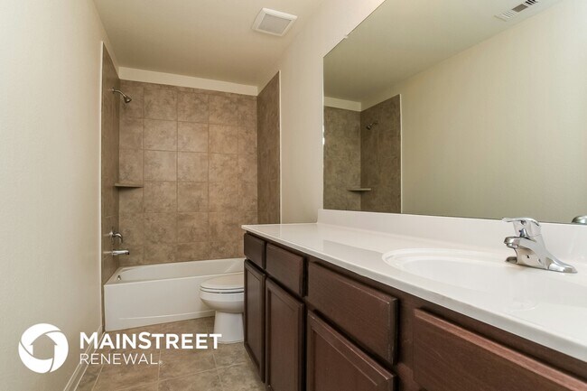 Building Photo - 9514 Olive Stone Dr