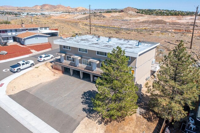 Building Photo - 3260 Gypsum Rd