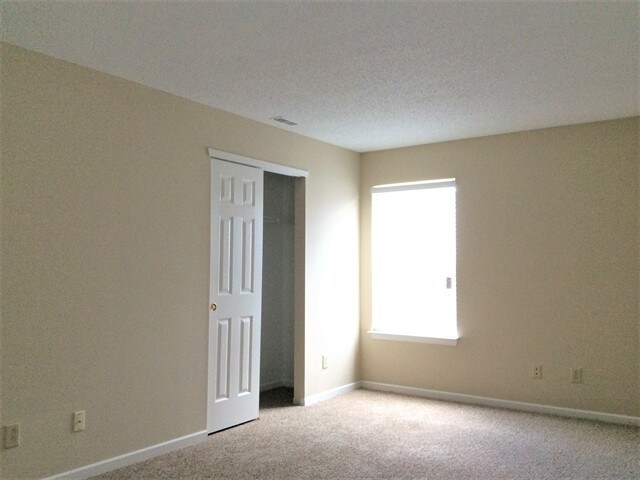 Building Photo - 5696 N Jamestown Dr