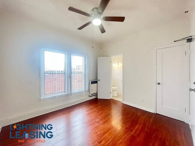 Primary Photo - 2747-2743 San Marino St