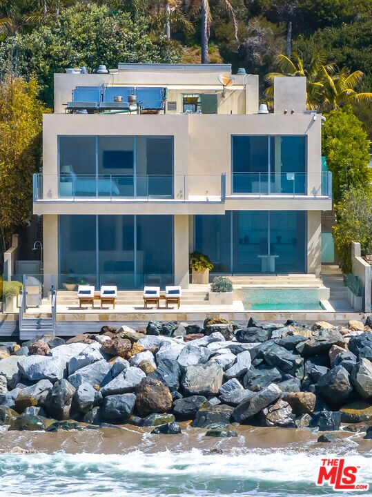 Building Photo - 31346 Broad Beach Rd
