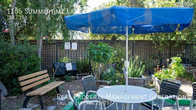 Building Photo - A Scenic Culver City Rental