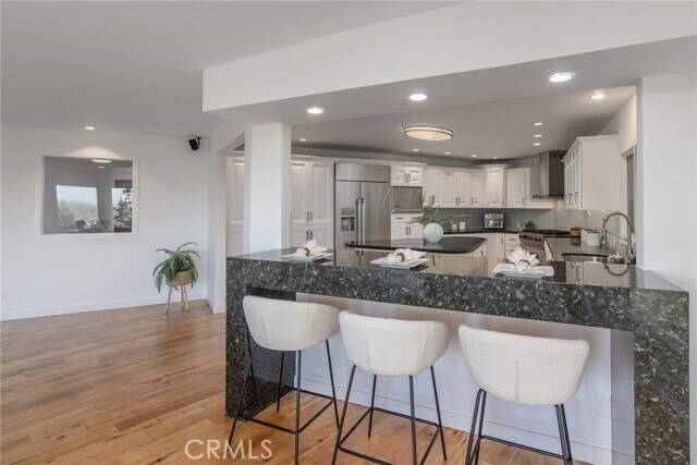 Building Photo - 3828 Alomar Dr