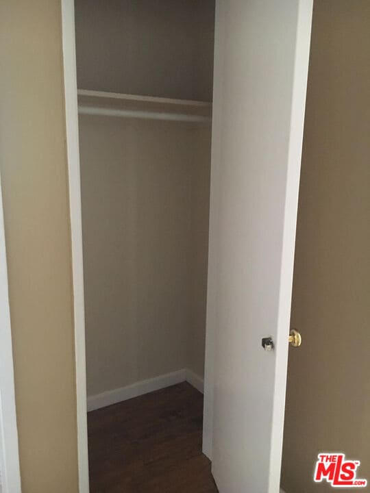 Building Photo - 1128 Rexford Dr