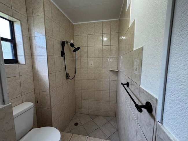 Building Photo - 3831 SW 69th Ave
