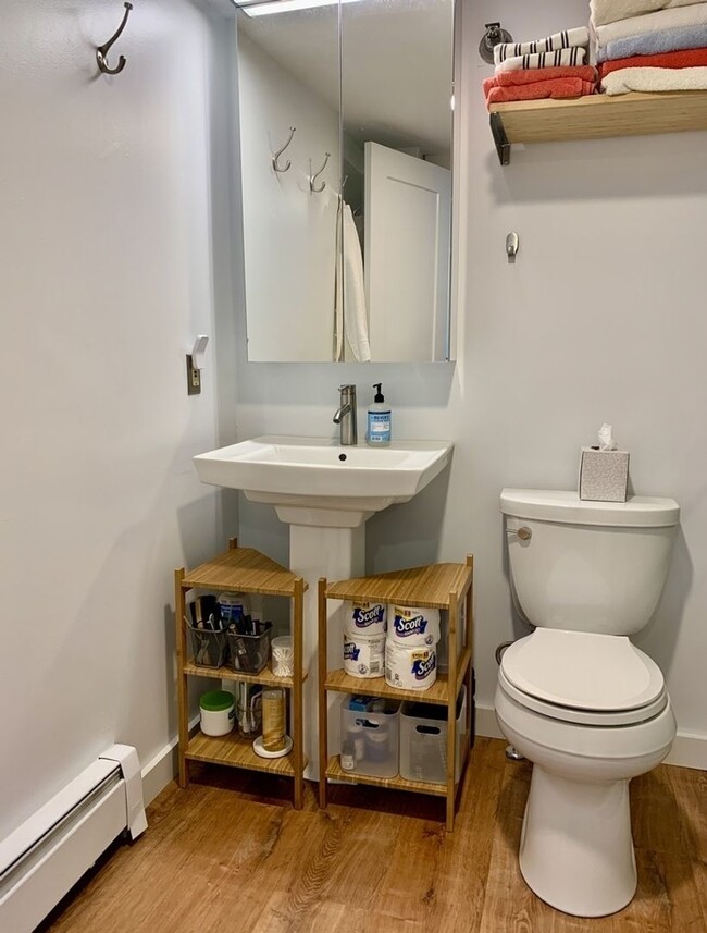 Building Photo - Mint Real Estate Group Admin