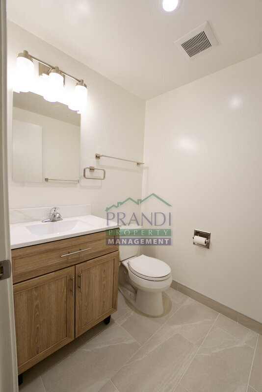 Building Photo - 45 Bayo Vista Way