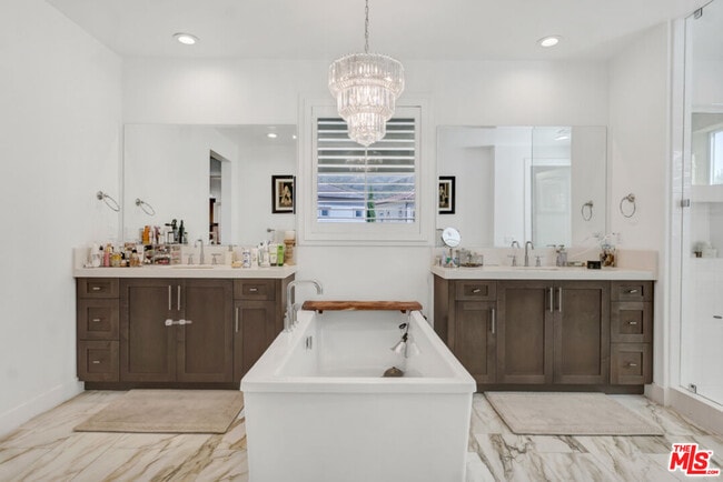 Building Photo - 20559 Wood Rose Ct