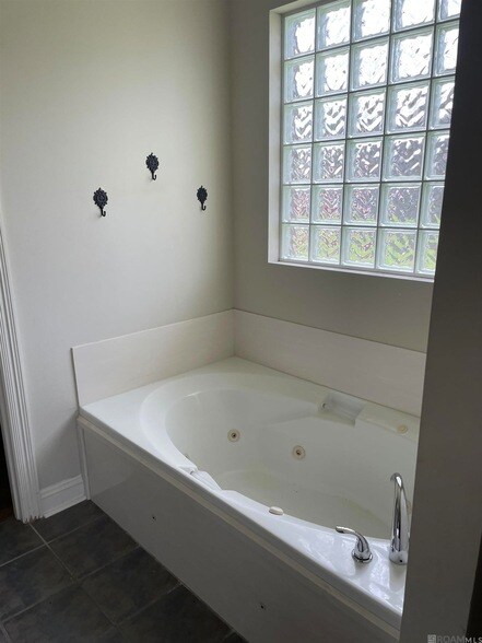 Building Photo - 36497 Stanton Hall Ave