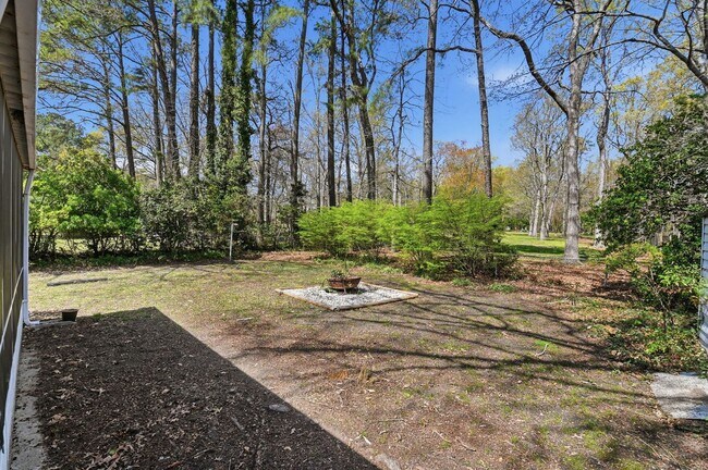 Building Photo - 3 Bedroom 1.5 bath home in hampton