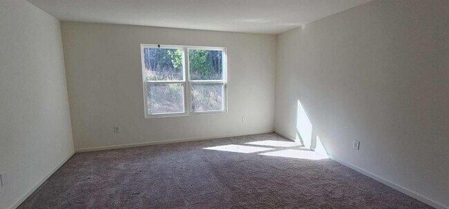 Building Photo - 3488 Cardinal Dr