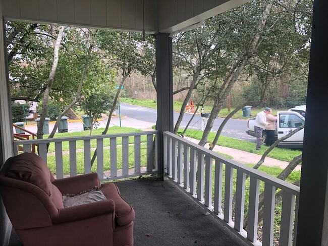 Primary Photo - Two bedroom Apartment close to SHSU