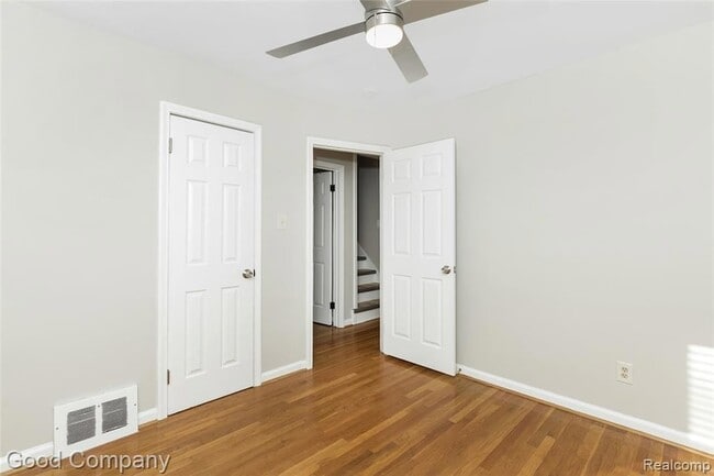 Building Photo - 1197 Catalpa Dr