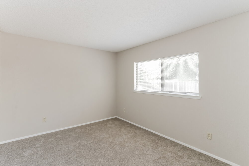 Building Photo - 2637 Remmington Dr