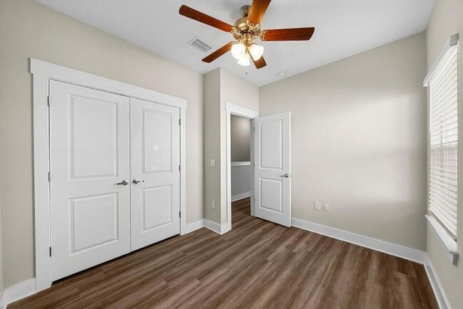 Building Photo - 303 N Sand Palm Rd