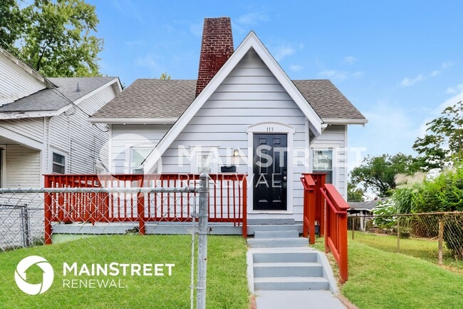 Building Photo - 113 S 43rd St