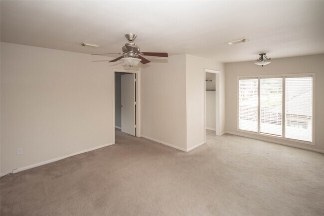 Building Photo - 1610 Wheeler Ave