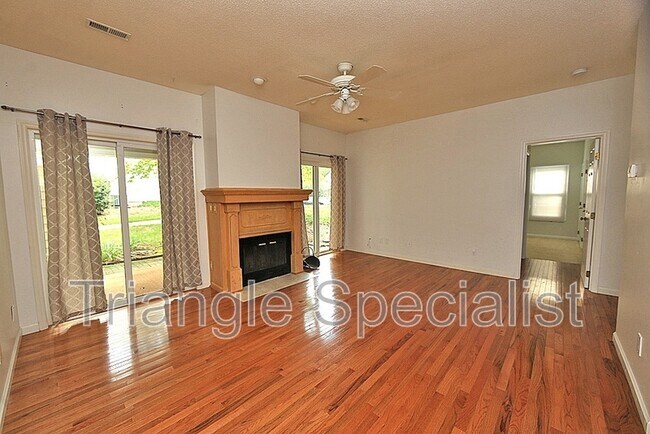 Building Photo - 6020 Winterpointe Ln