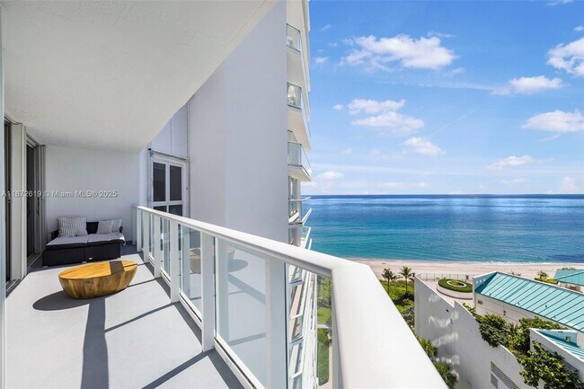 Primary Photo - 16485 Collins Ave