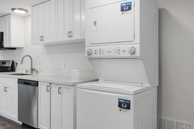 Building Photo - 1136 Montura Rd