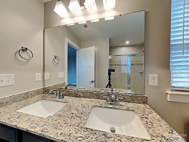 Building Photo - 1507 Bailiff Ct SW