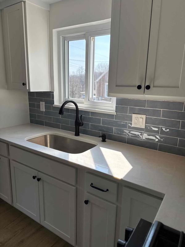 Building Photo - 873 Pleasant Hill Dr