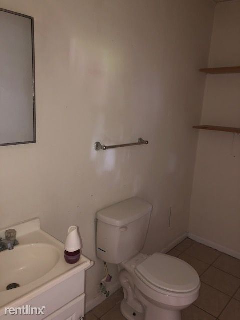 Building Photo - 3 br, 1.5 bath House - 3903 Monterey Dr