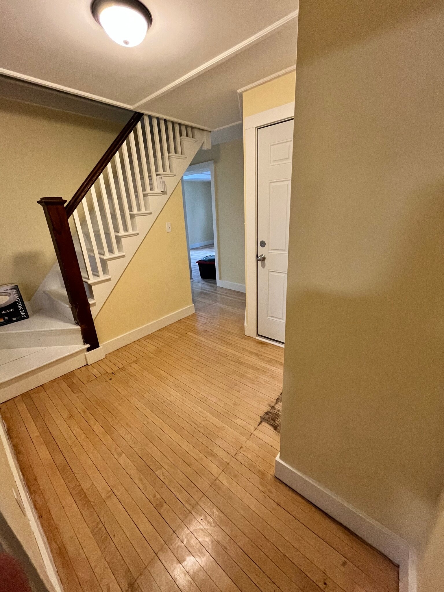 Stairs/ Hallway - 5 Pleasant St